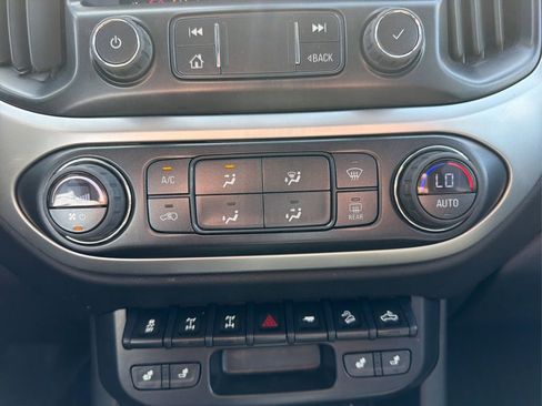 Used 2022 Chevrolet Colorado ZR2 w/ ZR2 Dusk Special Edition image 33