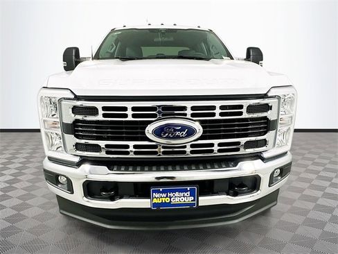 New 2026 Ford F350 XLT w/ FX4 Off-Road Package image 2