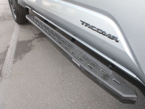 Certified 2024 Toyota Tacoma TRD Off-Road w/ TRD Off Road Premium Package AWD/4WD image 70