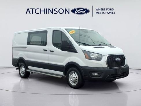 Used 2024 Ford Transit 250 Low Roof AWD w/ Exterior Upgrade Package image 3