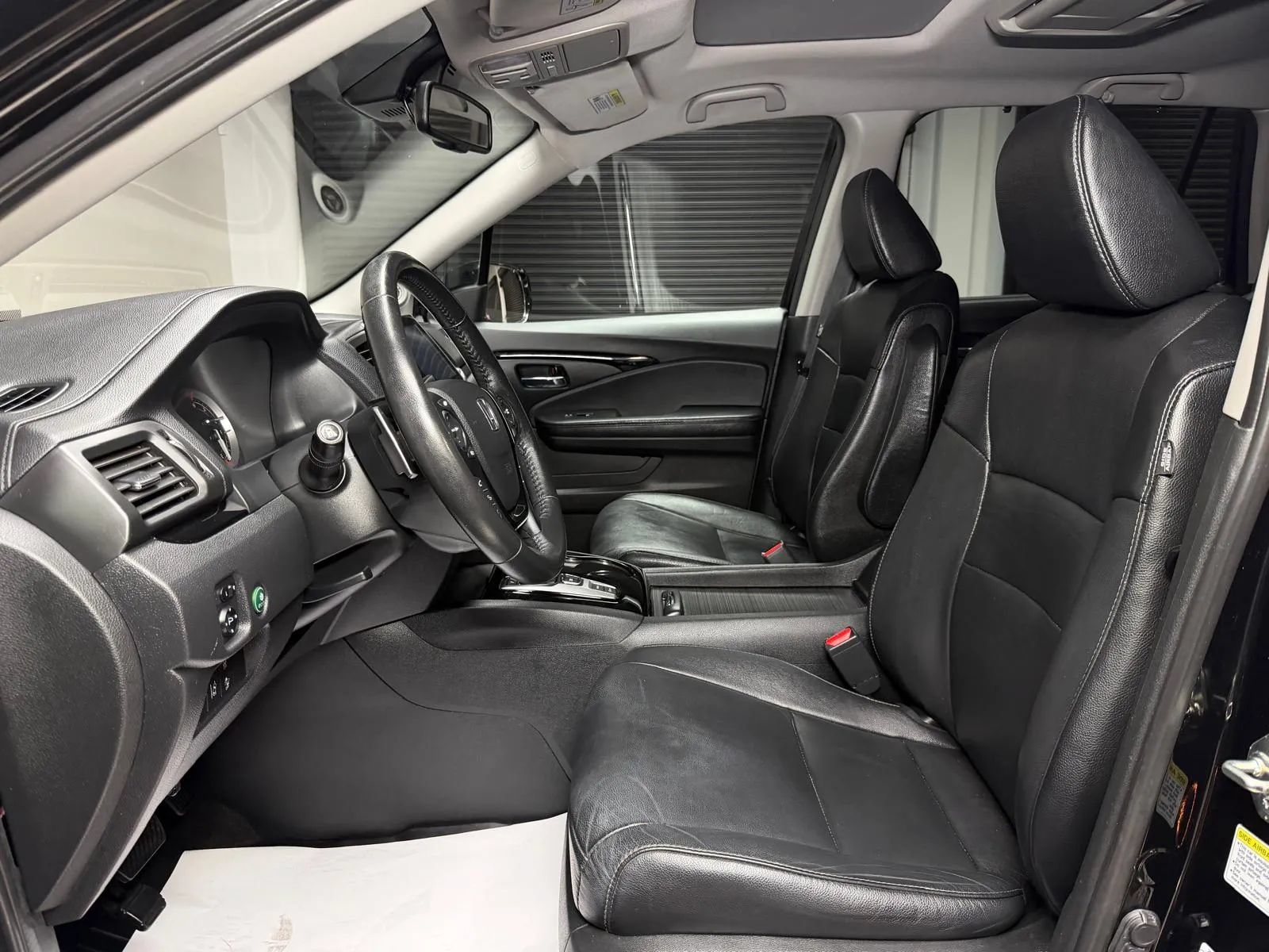 Used 2016 Honda Pilot Touring image 33
