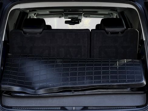 Used 2020 GMC Yukon SLT w/ Open Road Package image 34