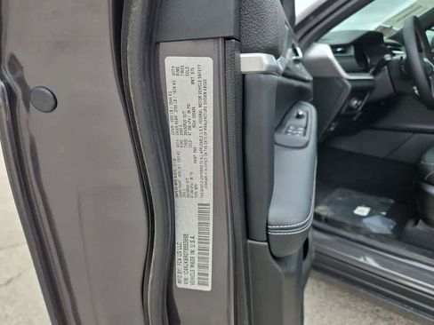 New 2026 Jeep Grand Cherokee L Limited AWD/4WD image 36