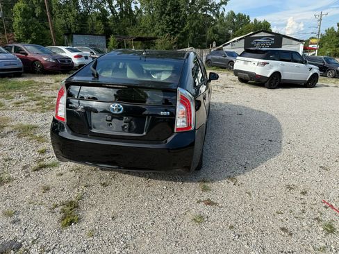 Used 2012 Toyota Prius One image 4