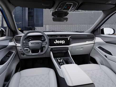 New 2026 Jeep Cherokee Overland w/ Trailer Tow Group AWD/4WD image 14