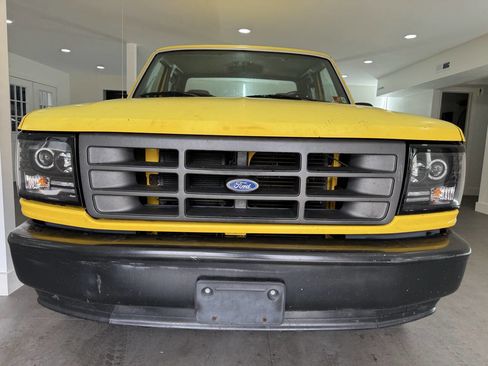 Used 1995 Ford F150 2WD SuperCab image 9