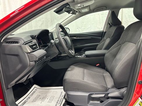 Used 2026 Toyota Camry LE FWD image 14