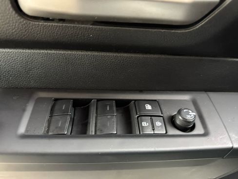 Used 2023 Toyota Tundra SR5 image 9