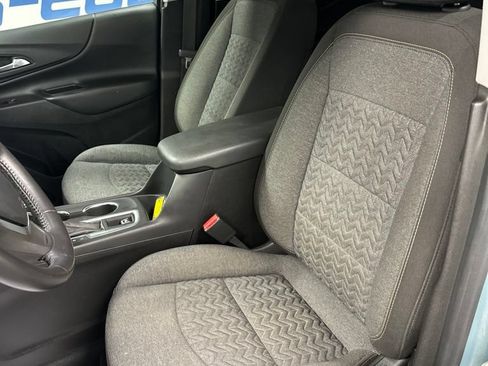 Used 2022 Chevrolet Equinox LT FWD image 16