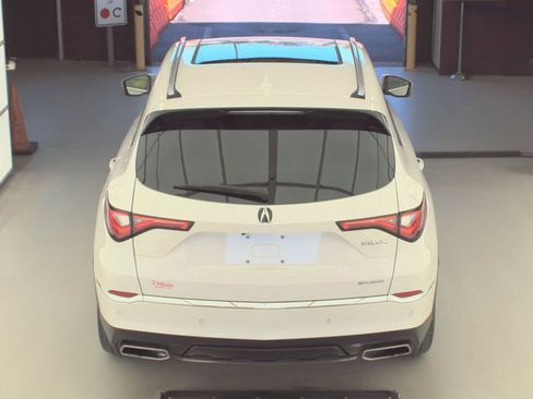 Used 2023 Acura MDX SH-AWD w/ Advance Package image 7