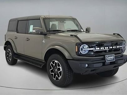 New 2025 Ford Bronco Outer Banks