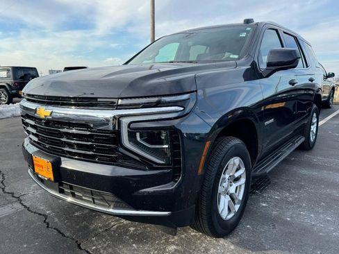 Used 2025 Chevrolet Tahoe LS image 8