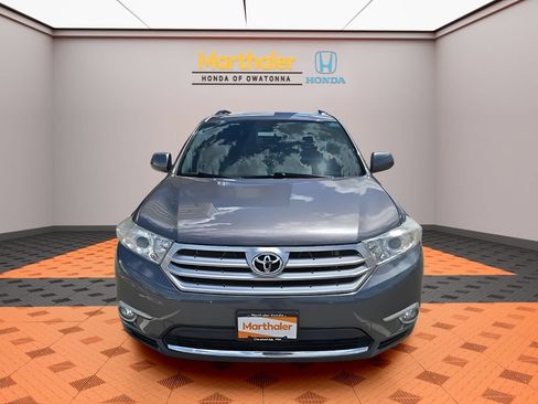 Used 2012 Toyota Highlander 4WD w/ Tech Pkg image 8