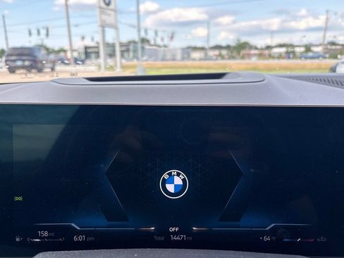 Used 2024 BMW X5 xDrive40i w/ M Sport Package AWD/4WD image 6