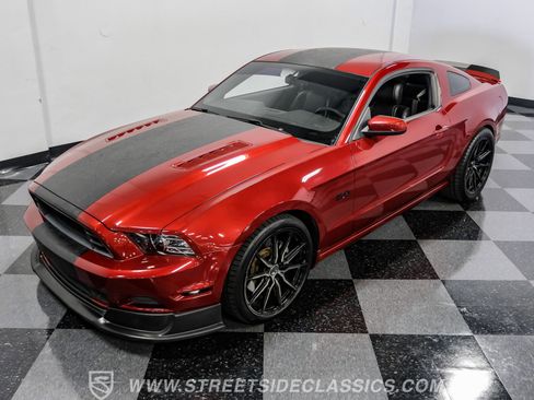 Used 2014 Ford Mustang GT Premium image 35