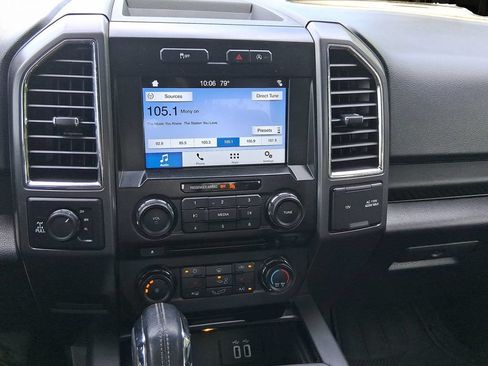 Used 2016 Ford F150 XLT w/ Equipment Group 302A Luxury AWD/4WD image 19