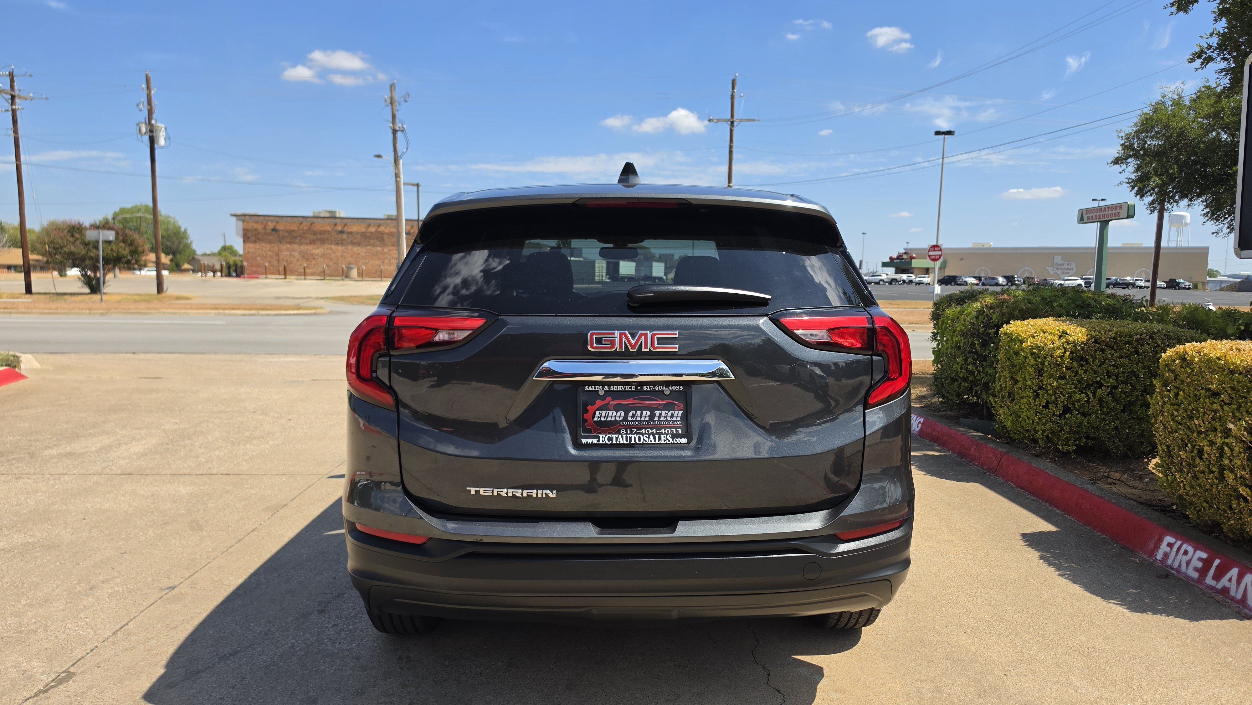 Used 2018 GMC Terrain SLE FWD image 4