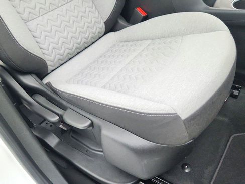 Used 2022 Chevrolet Equinox LT FWD image 27