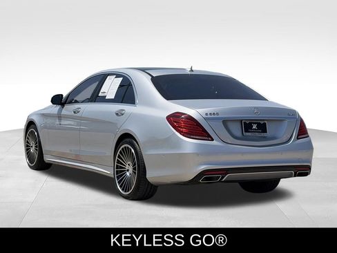 Used 2017 Mercedes-Benz S 550 4MATIC Sedan image 7