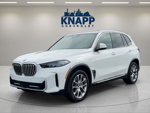 Used 2025 BMW X5 xDrive50e AWD/4WD image 1