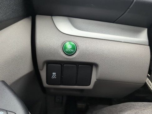 Used 2013 Honda CR-V LX image 18