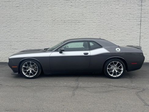 Used 2022 Dodge Challenger GT image 8