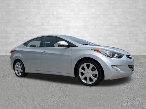 Used 2013 Hyundai Elantra Limited w/ Technology Pkg FWD image 1