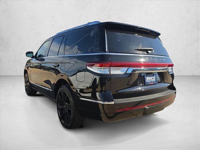 Used 2024 Lincoln Navigator Reserve AWD/4WD image 8