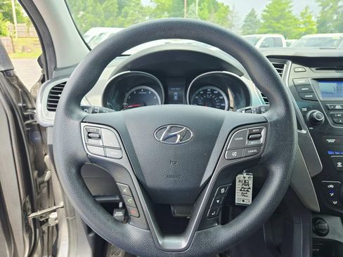 Used 2015 Hyundai Santa Fe Sport FWD image 12