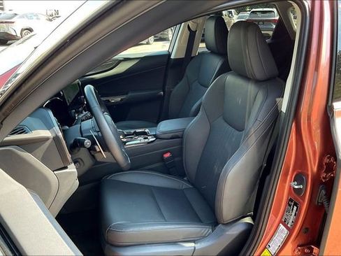 Used 2025 Lexus NX 350h AWD w/ Accessory Package (Z2) image 21