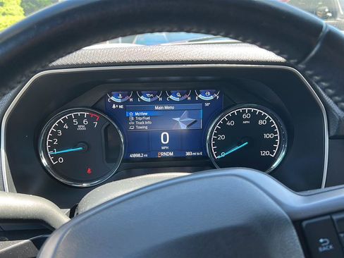 Used 2022 Ford F150 XLT w/ Equipment Group 302A High AWD/4WD image 11