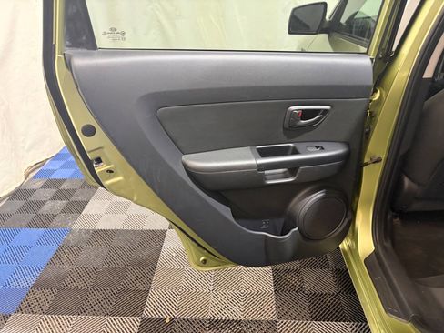 Used 2013 Kia Soul image 9
