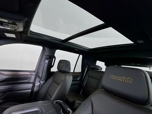 Certified 2021 Chevrolet Tahoe High Country w/ Premium Package image 21