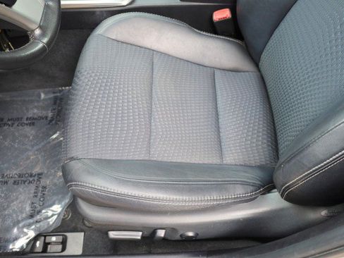 Used 2012 Toyota Camry SE FWD image 20