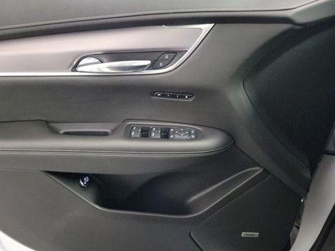Certified 2023 Cadillac XT6 Luxury FWD image 15