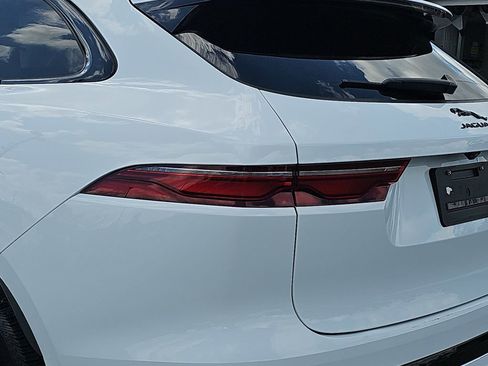 Used 2024 Jaguar F-PACE R-Dynamic S AWD/4WD image 39