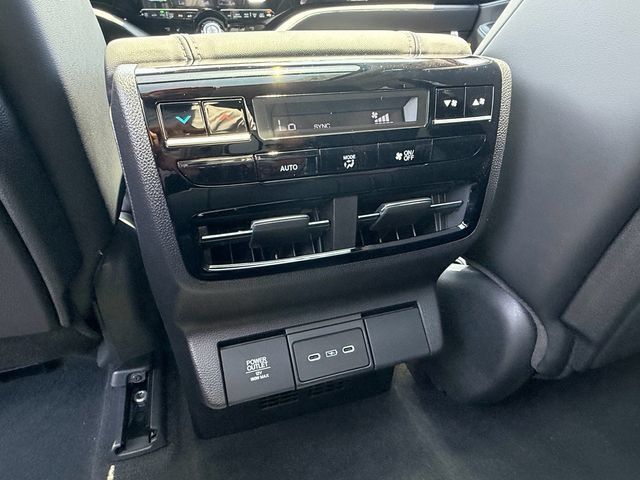 New 2026 Acura MDX w/ Technology Package FWD image 13