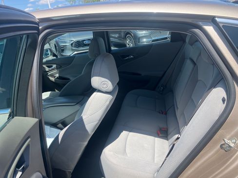 Used 2022 Chevrolet Malibu LT FWD image 14