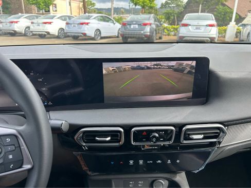 New 2026 Nissan Sentra SV image 8