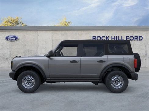 New 2025 Ford Bronco Base image 4