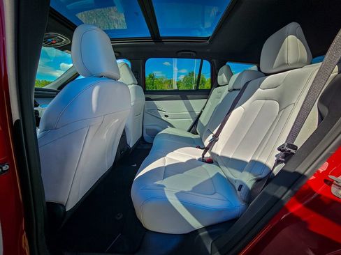 New 2026 Jeep Cherokee Limited AWD/4WD image 27