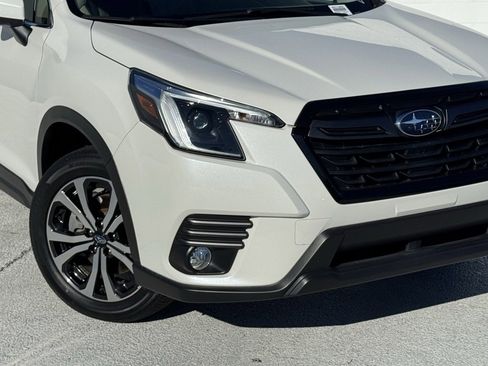 Used 2022 Subaru Forester Limited image 6