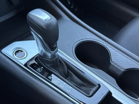 Used 2025 Nissan Altima 2.5 S image 20