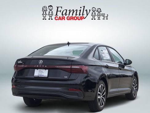 New 2026 Volkswagen Jetta SE FWD image 4