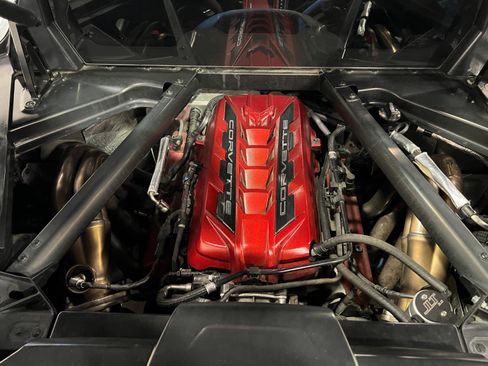 Used 2021 Chevrolet Corvette Stingray Preferred Cpe w/ Battery Protection Package image 40