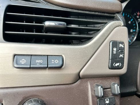 Used 2020 GMC Yukon XL Denali RWD image 15