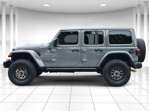 Used 2022 Jeep Wrangler Unlimited Rubicon w/ Trailer Tow Package AWD/4WD image 6