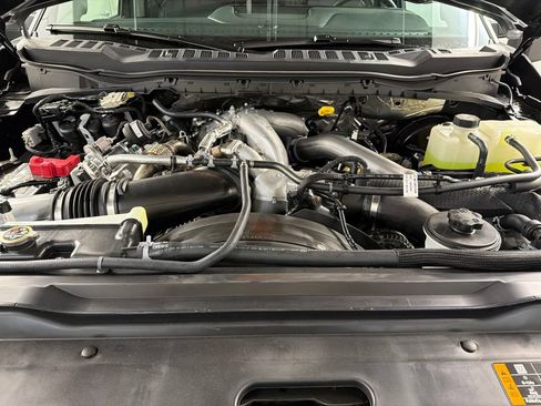 New 2026 Ford F250 Lariat w/ Black Appearance Package AWD/4WD image 44