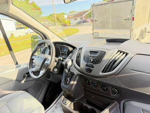 Used 2019 Ford Transit 250 130 Low Roof RWD image 31