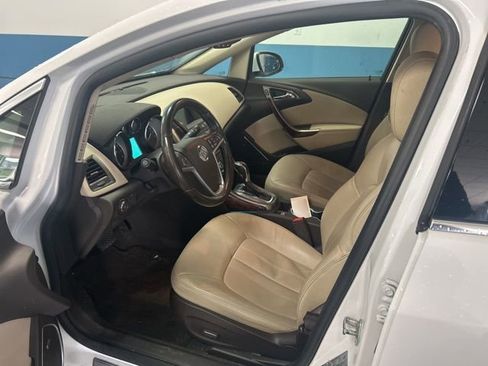 Used 2012 Buick Verano Leather image 7